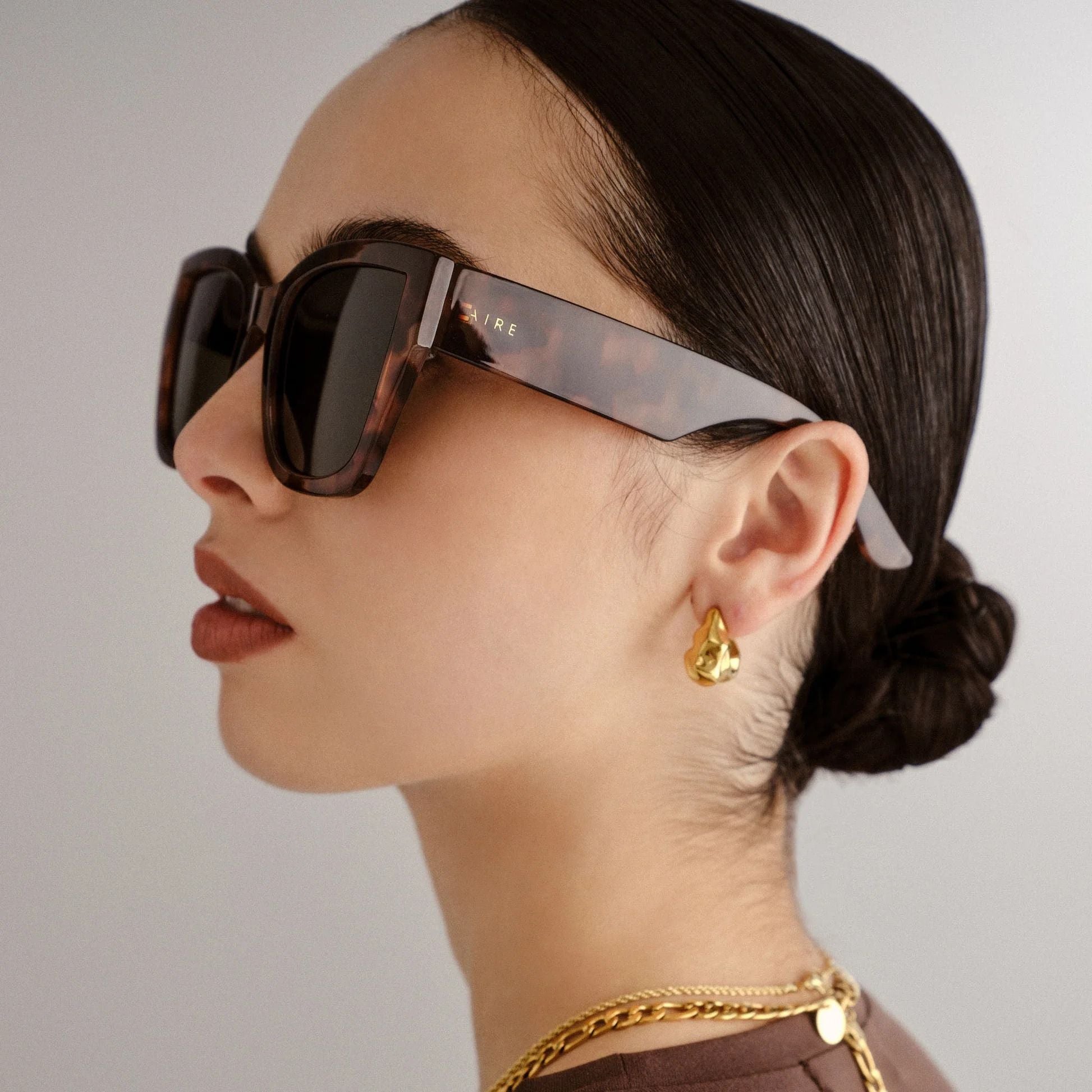 DARK TORT/GREEN MONO