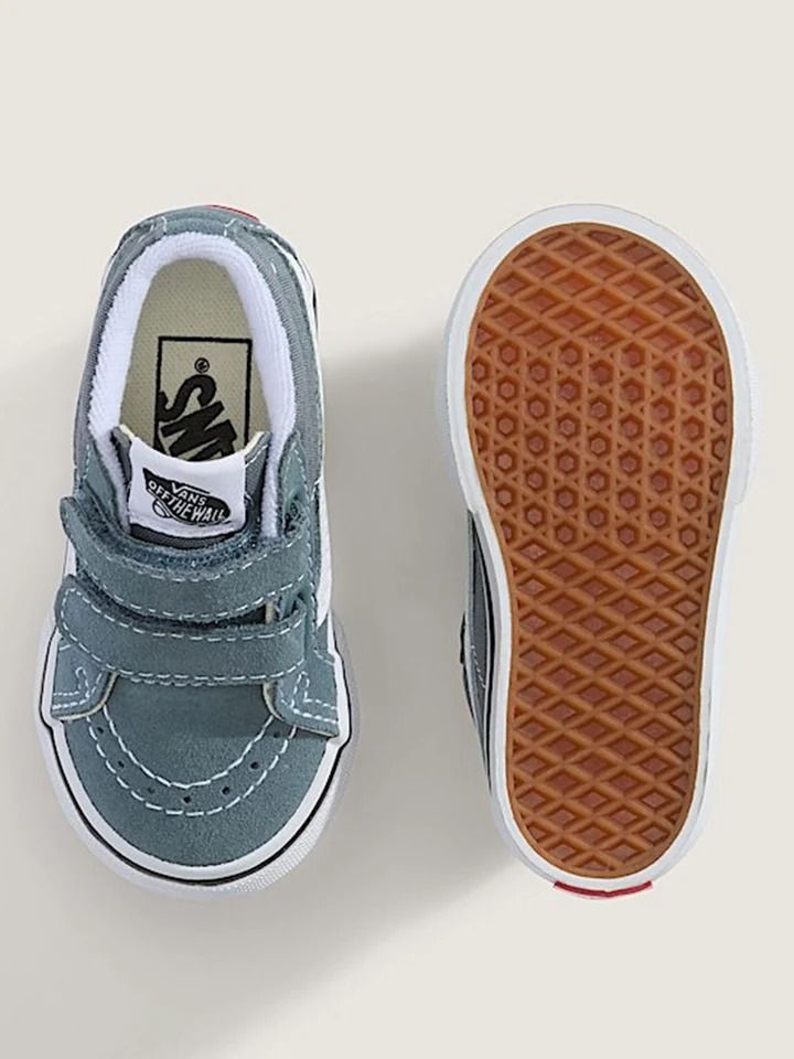 COLOR THEORY STORMY WEATHER