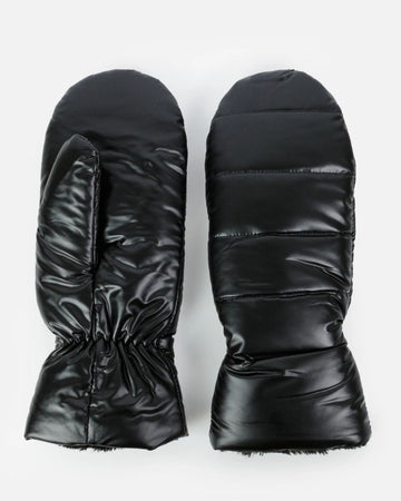 01NO BLACK