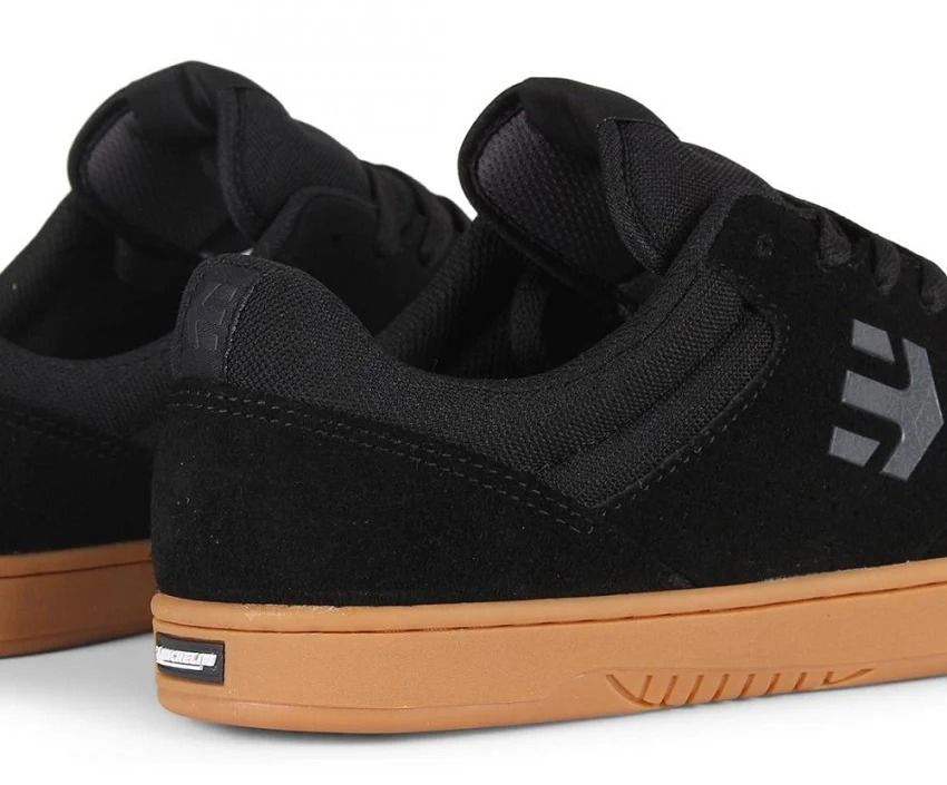 BLACK/DKGREY/GUM