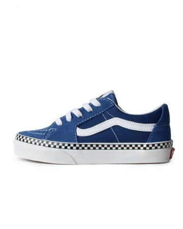 815/ TRUE BLUE