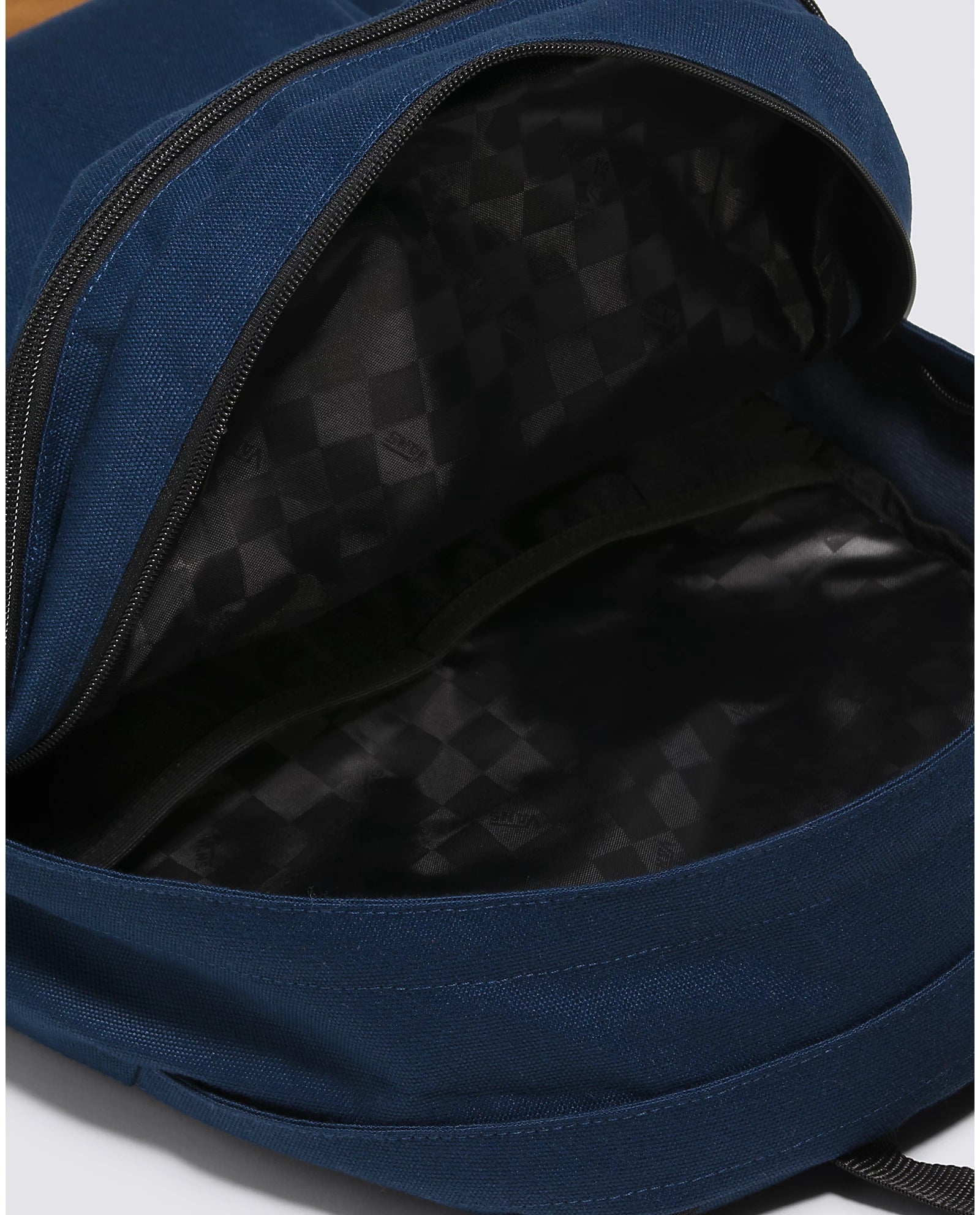 OLD SKOOL TREK BACKPACK  LKZ