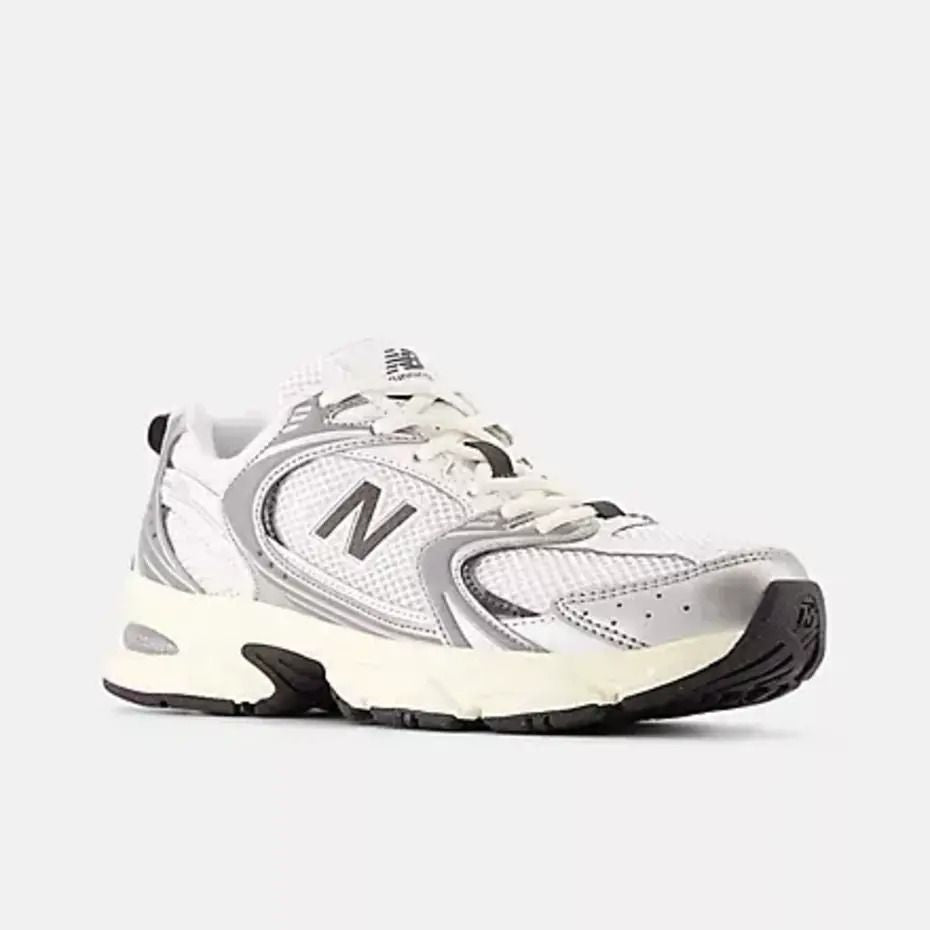 SILVER METALLIC/BLACK CEMENT