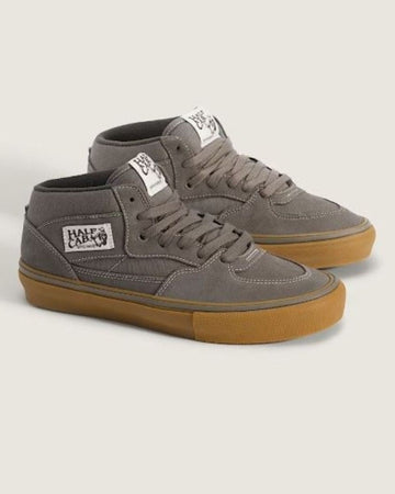 WALNUT/GUM