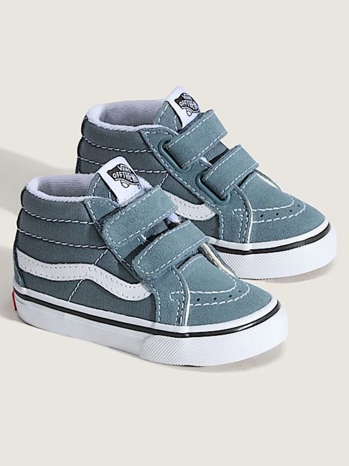 COLOR THEORY STORMY WEATHER