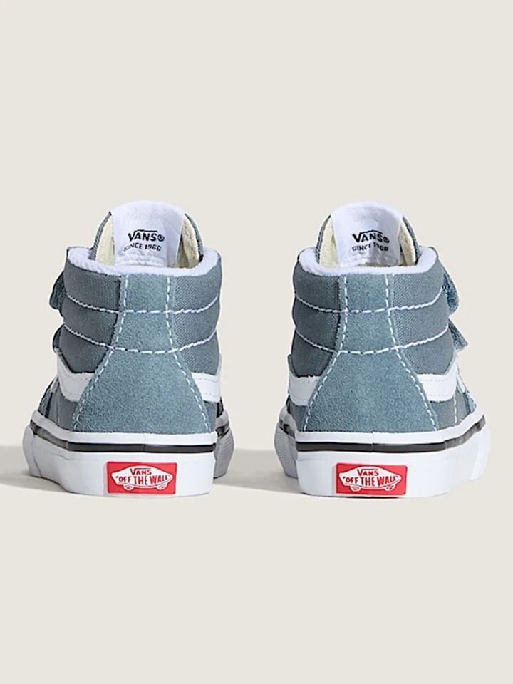 COLOR THEORY STORMY WEATHER