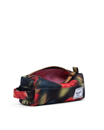 SETTLEMENT CASE - ETUI A CRAYON
