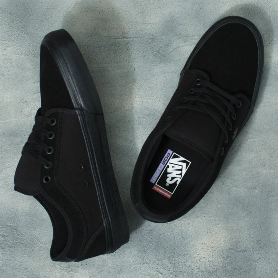 CHUKKA LOW