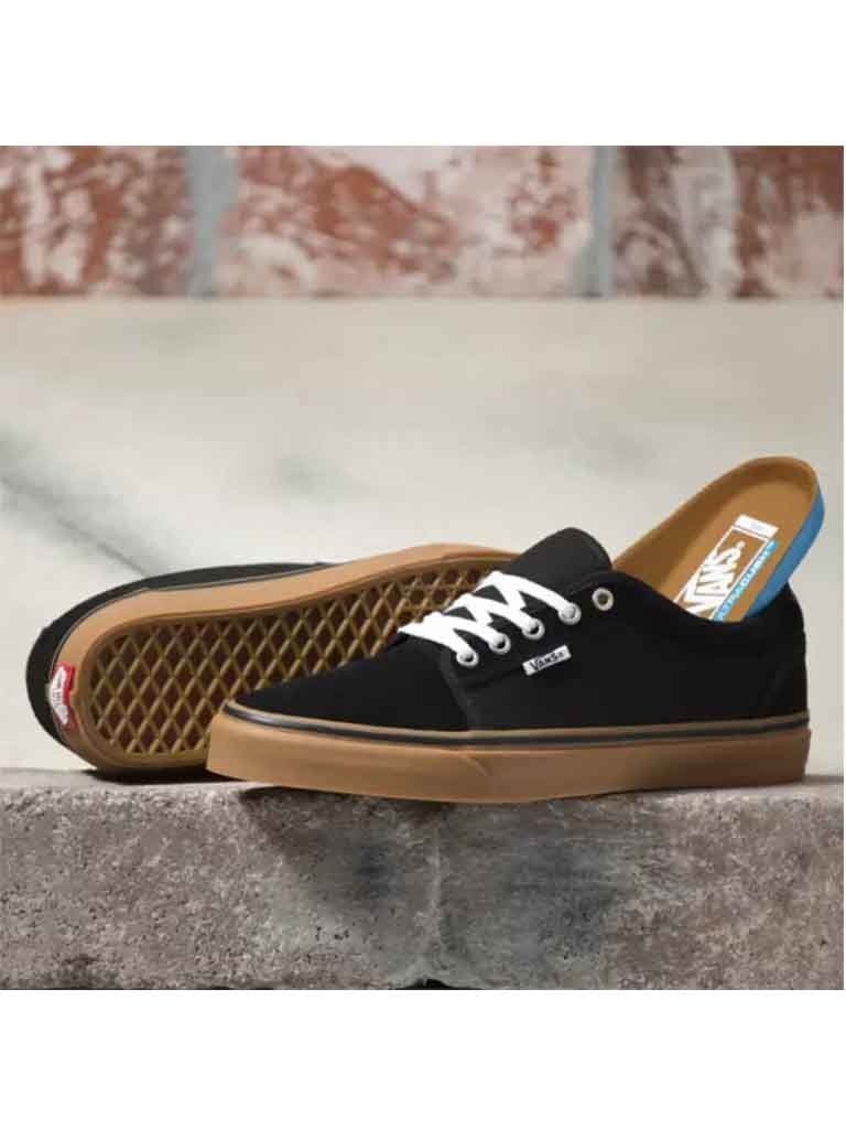 CHUKKA LOW